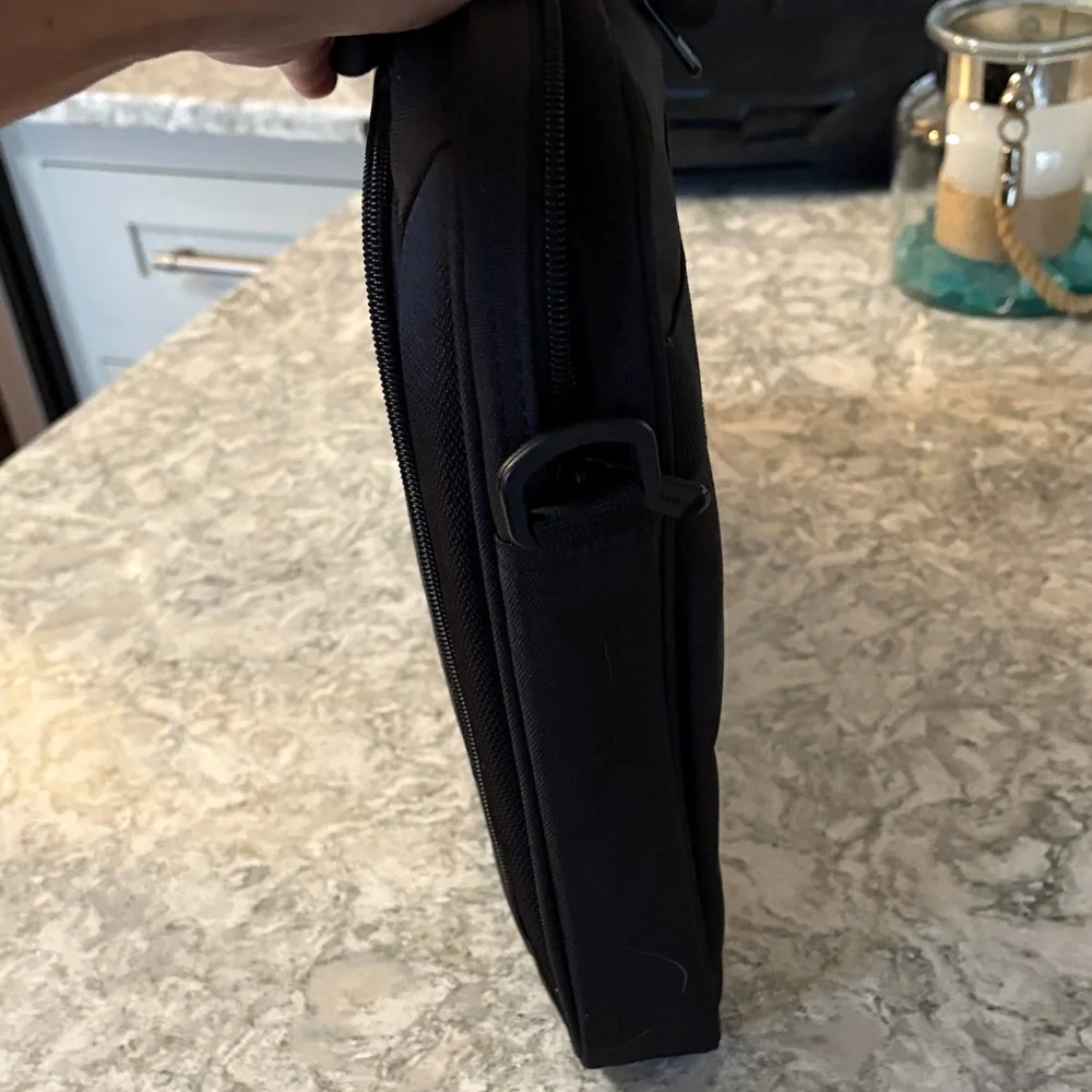 Elegant Black Laptop Bag for Professionals